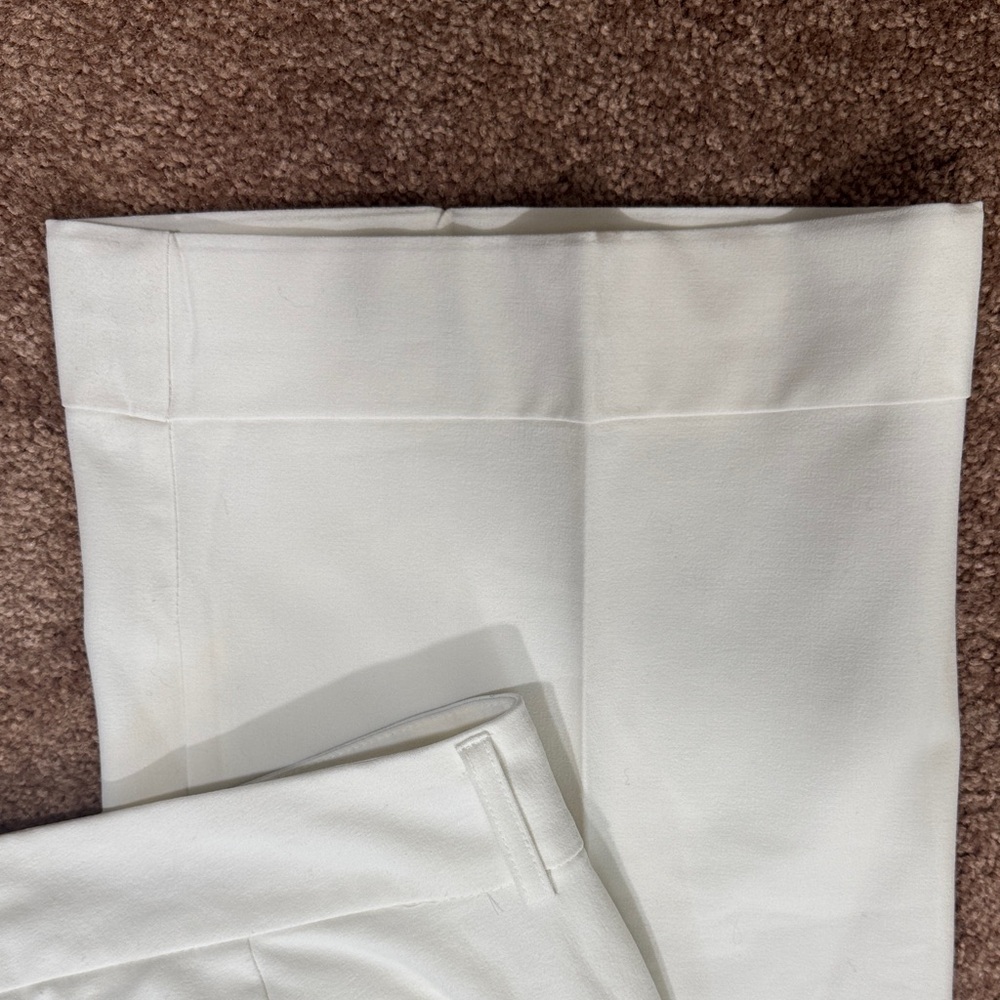 EUC New York & Company Cream Wide Leg Dress Trousers Faux Cuffs Belt Loops - Picture 5 of 10